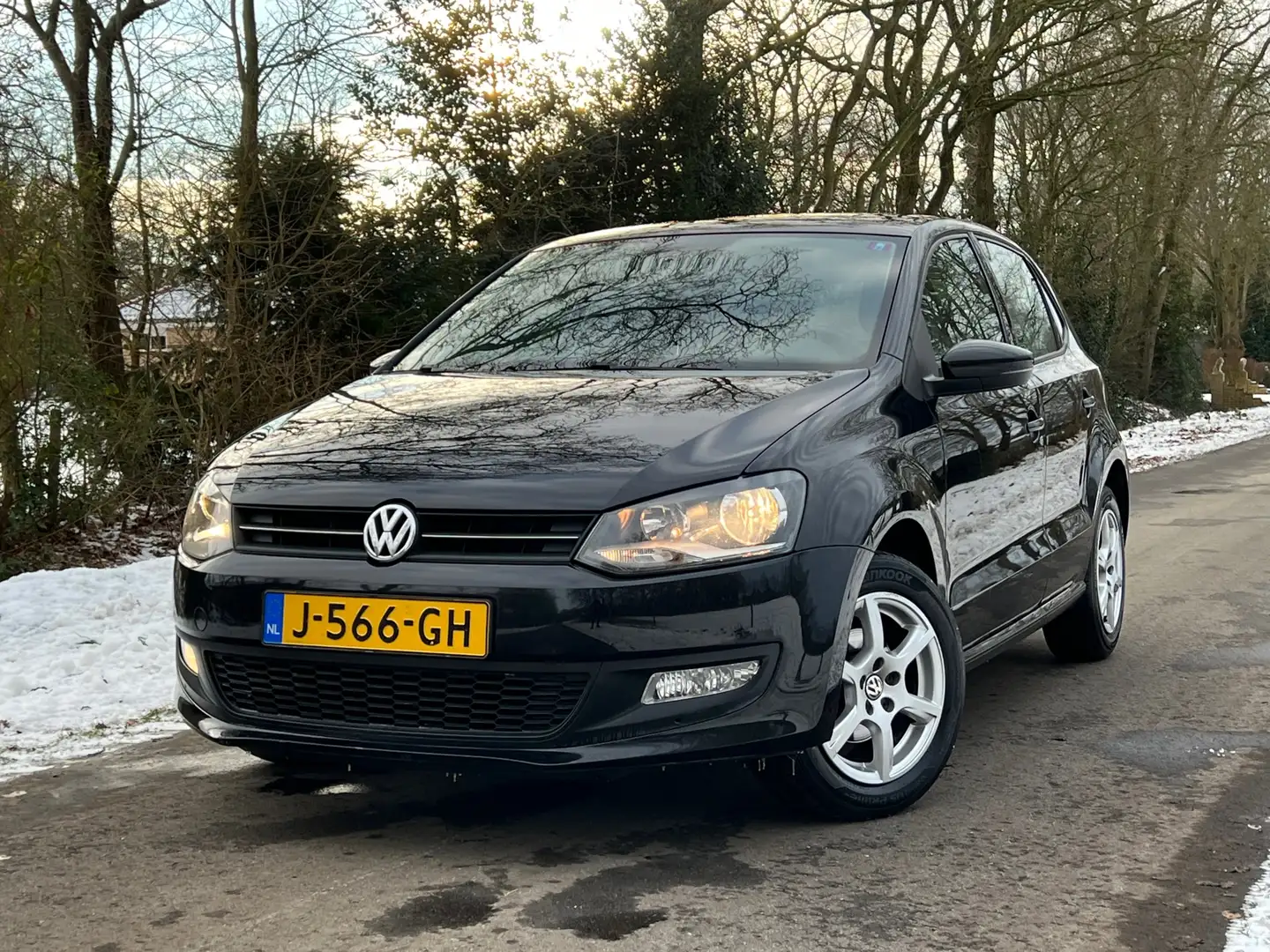 Volkswagen Polo 1.4-16V Trendline | ''183.000 KM '' + Climatic + G Schwarz - 1