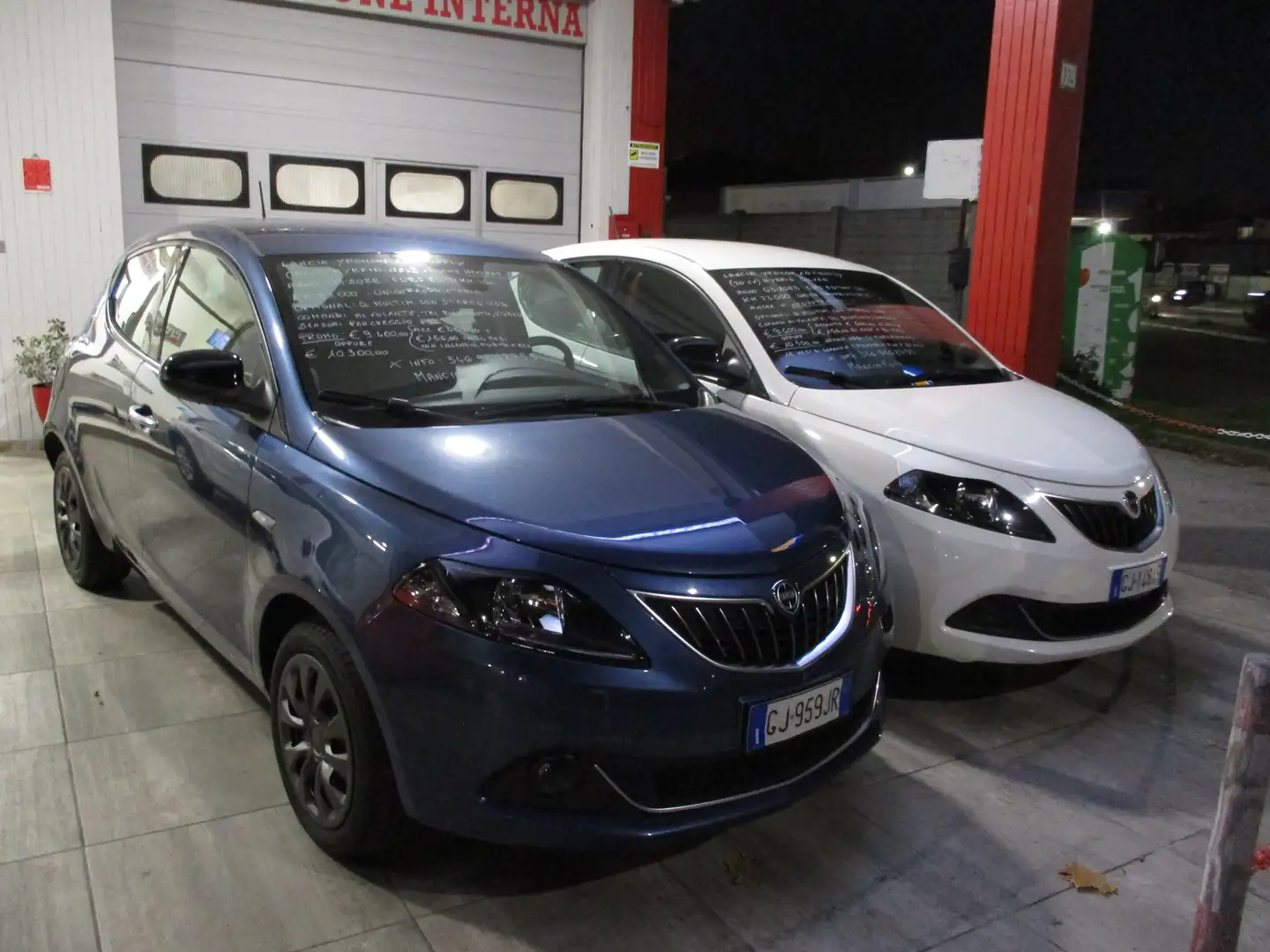 Lancia Ypsilon 1.0 FIREFLY(70cv)HYBRID GOLD-E6D-T-UNIPROPRIETARIO Blu/Azzurro - 1