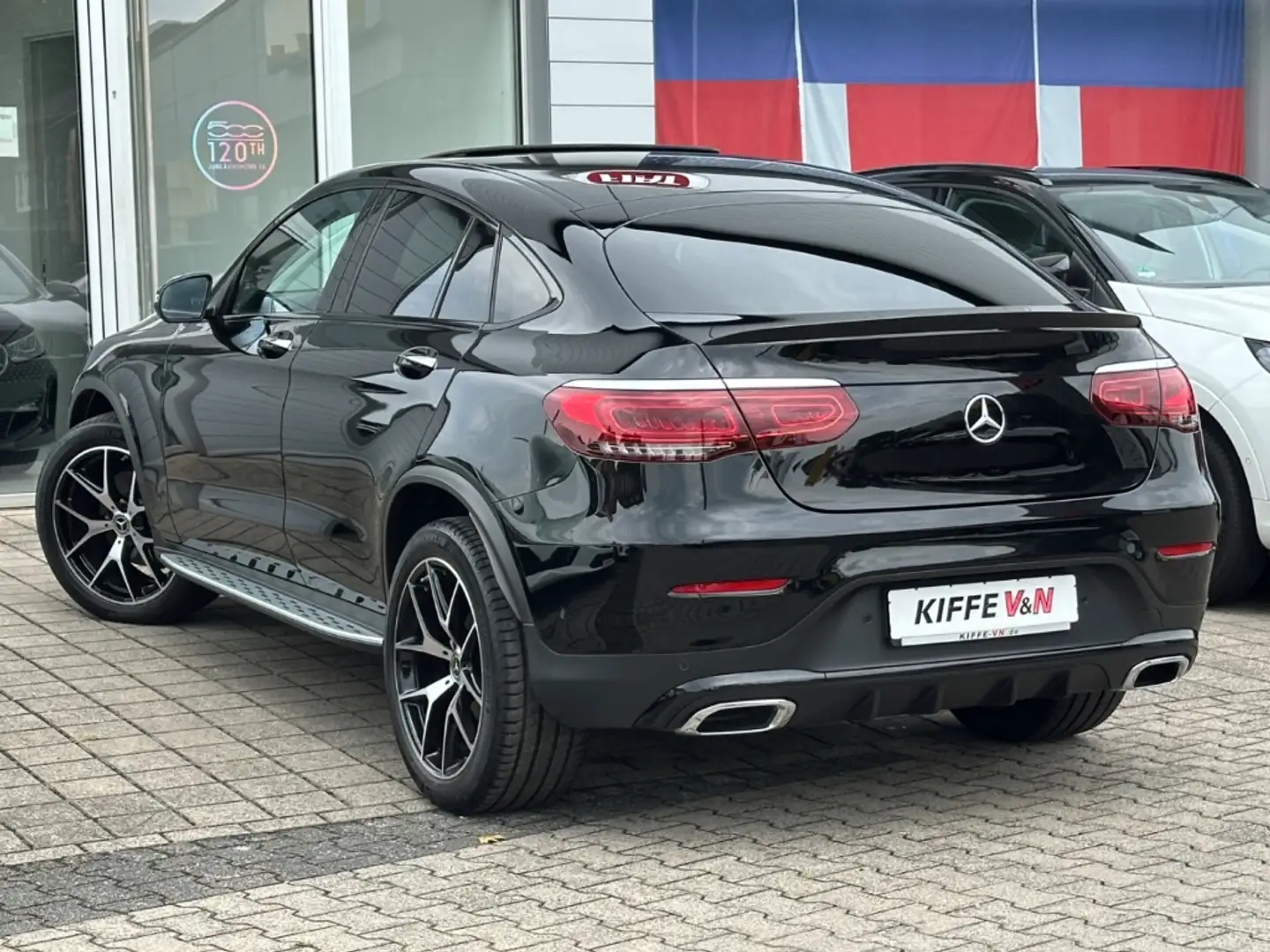 Mercedes-Benz GLC 300 COUPE 4M AMG PANO HUD MEMORY NIGHT 360° Schwarz - 2