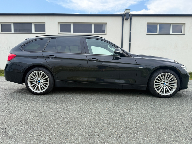 BMW 318 318d xDrive Touring Sport Line — photo 8