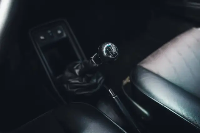 Porsche 911 view 14