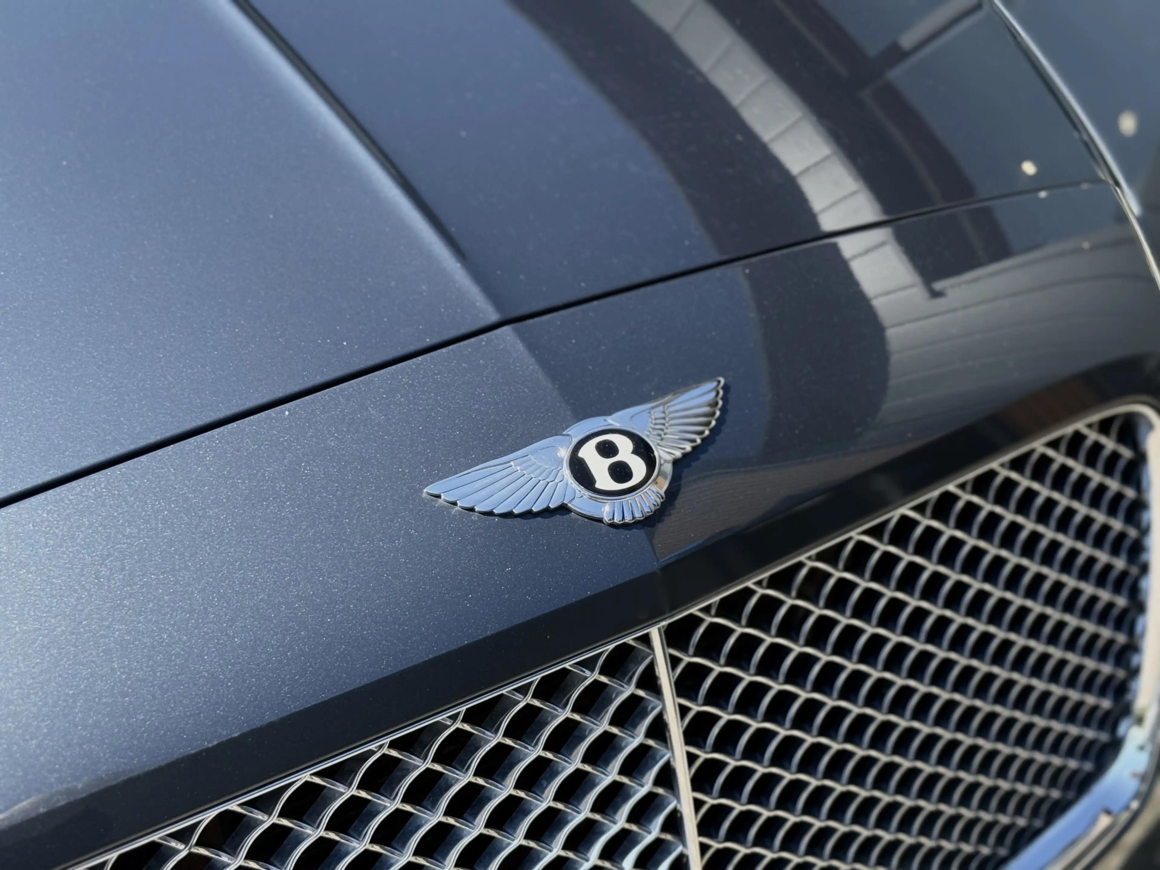 Bentley Continental GT 6.0 W12 — photo 12