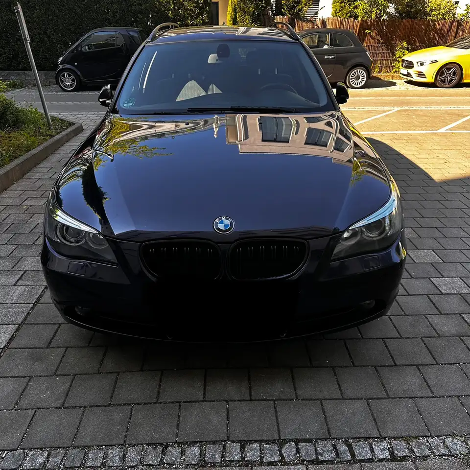 BMW 525