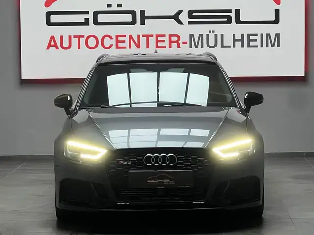 Audi RS3 view 3