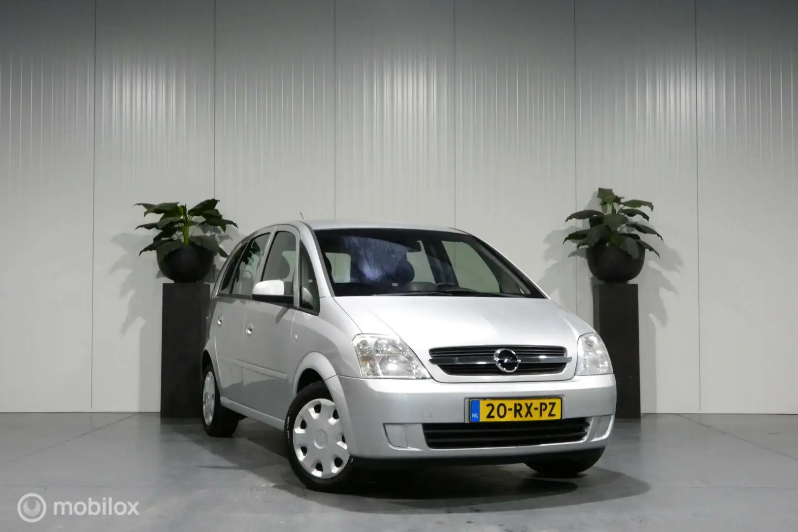 Opel Meriva 1.6-16V Cosmo airco trekhaak apk Gris - 2