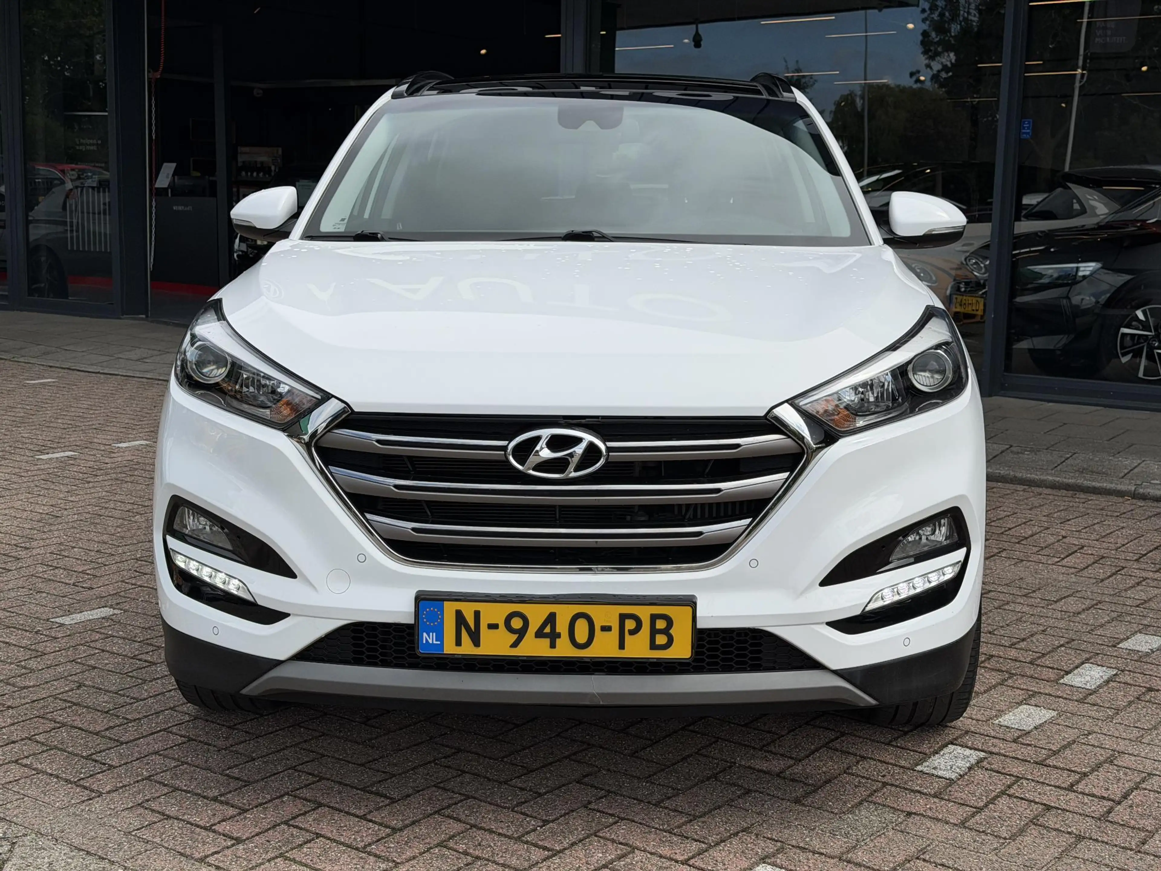 Hyundai TUCSON 1.6 T-GDi Comfort PANORAMADAK | CAMERA | TREKHAAK — photo 6