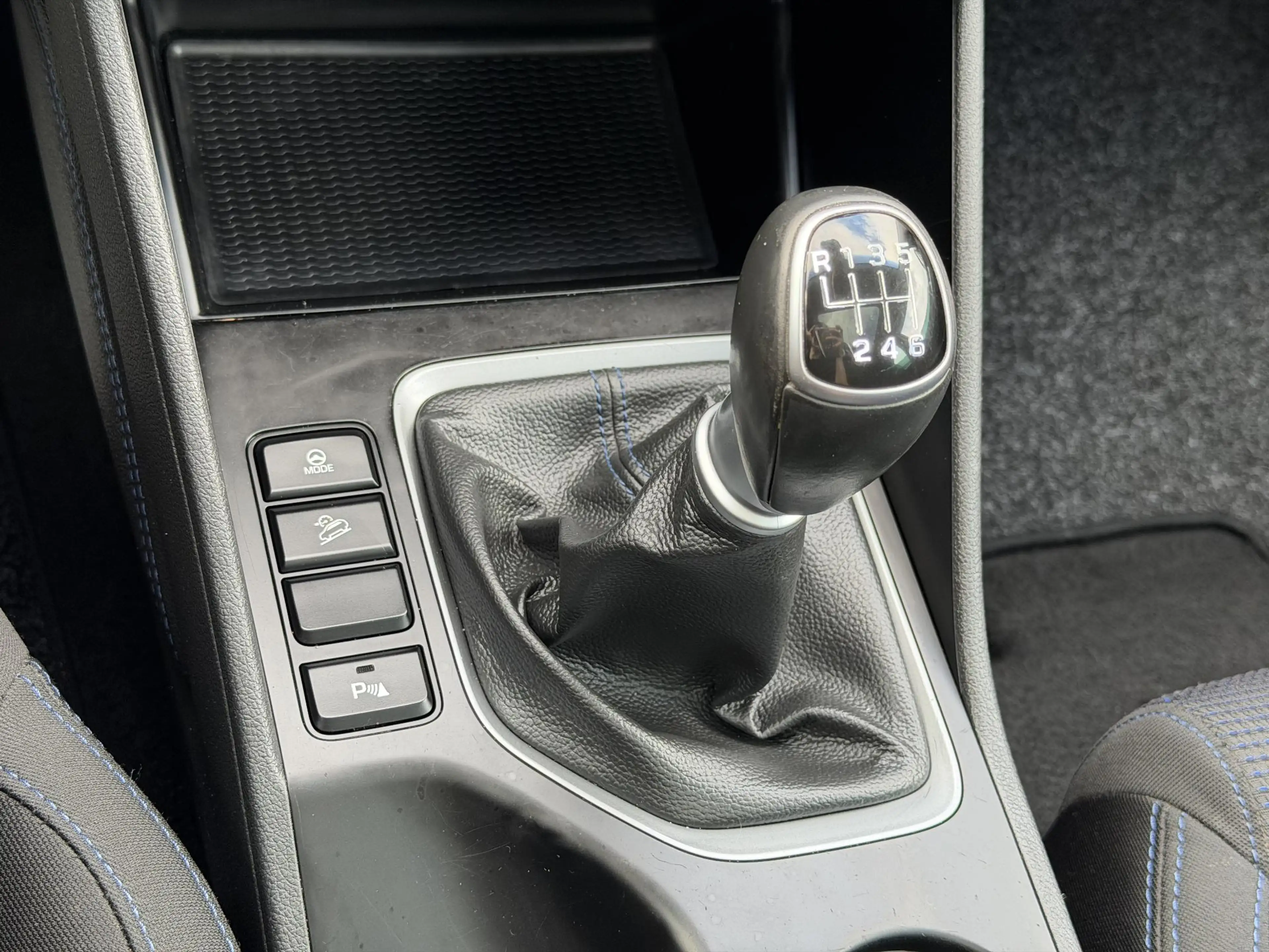 Hyundai TUCSON 1.6 T-GDi Comfort PANORAMADAK | CAMERA | TREKHAAK — photo 13
