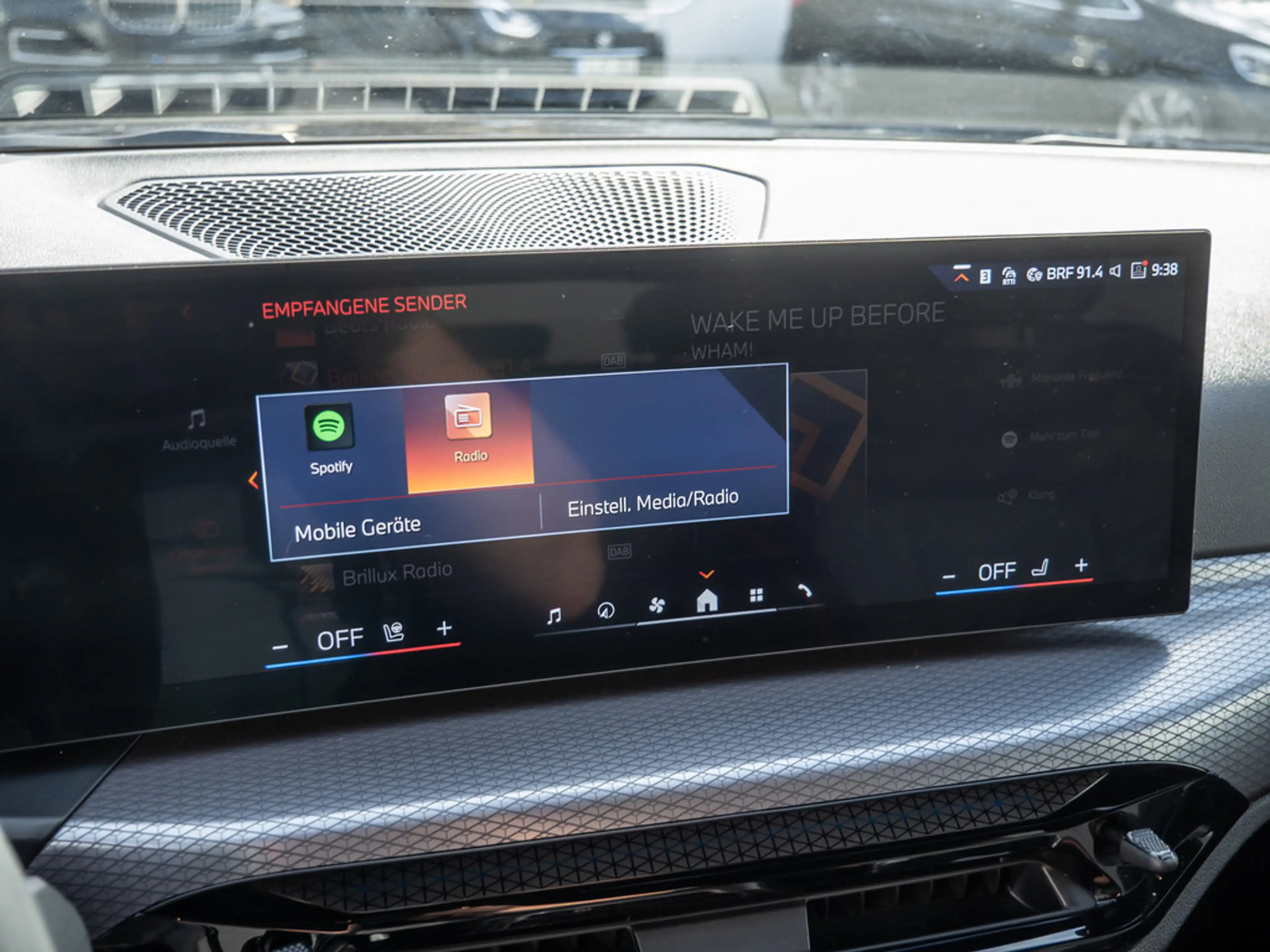 BMW i4 eDrive 40 M-Sport 360°KAM+HUD+HIFI+LED — photo 14