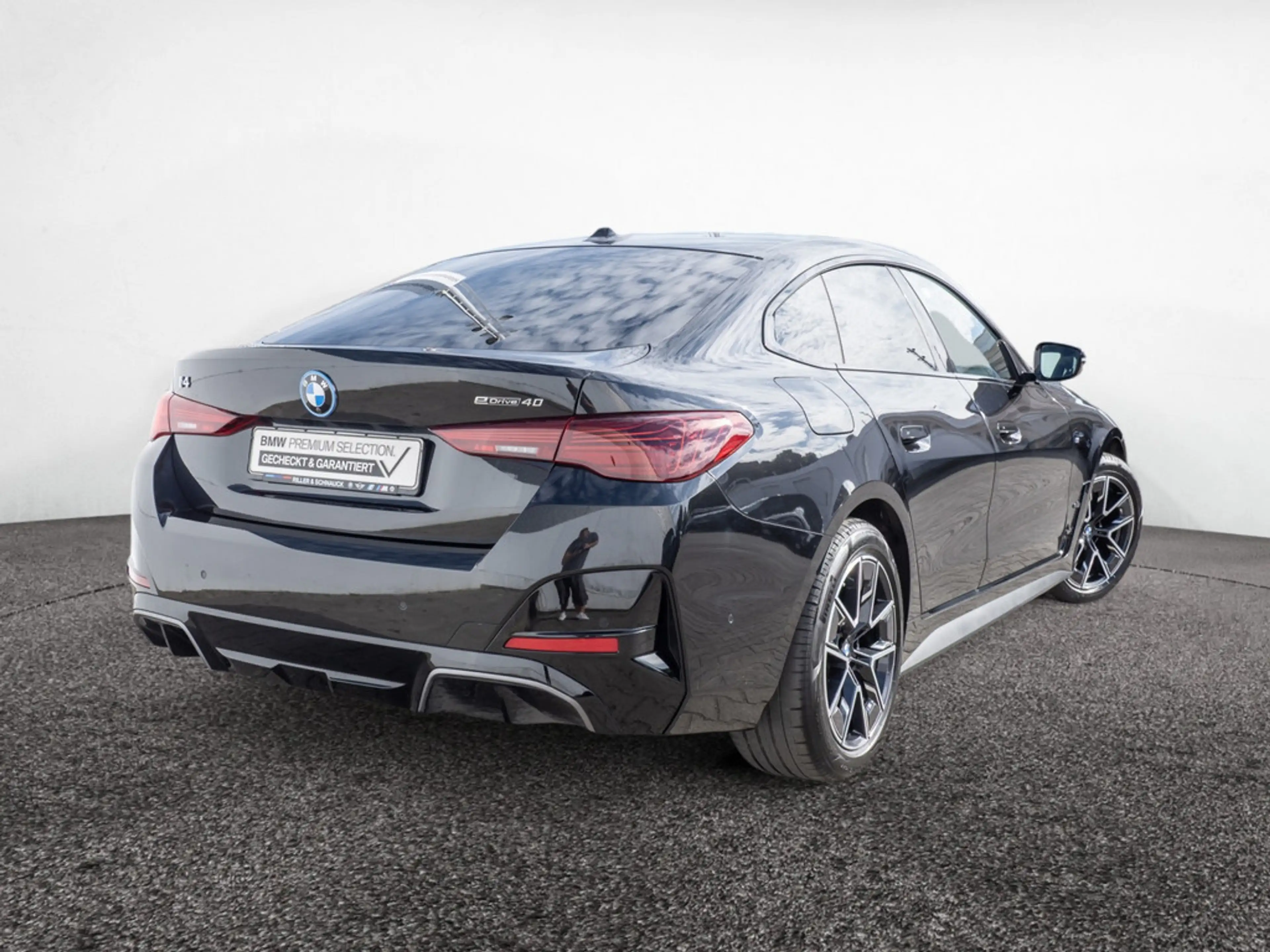 BMW i4 eDrive 40 M-Sport 360°KAM+HUD+HIFI+LED — photo 3