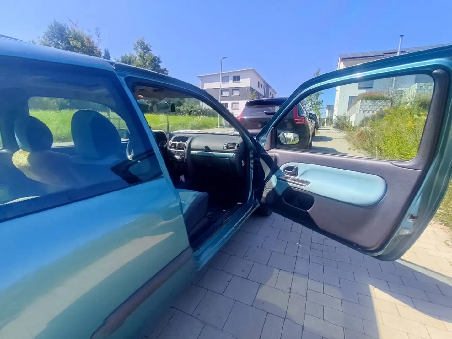 Renault Clio Clio 1.2 16V Privilege Blau - 2