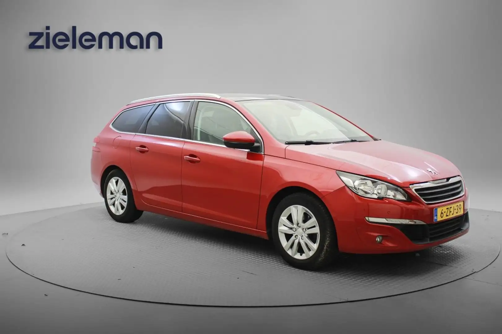 Peugeot 308 SW 1.2 Executive - Panorama, Navi, Leer, Cruise, T Rosso - 1