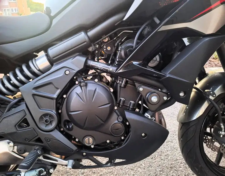 Kawasaki VERSYS 650 - foto 6