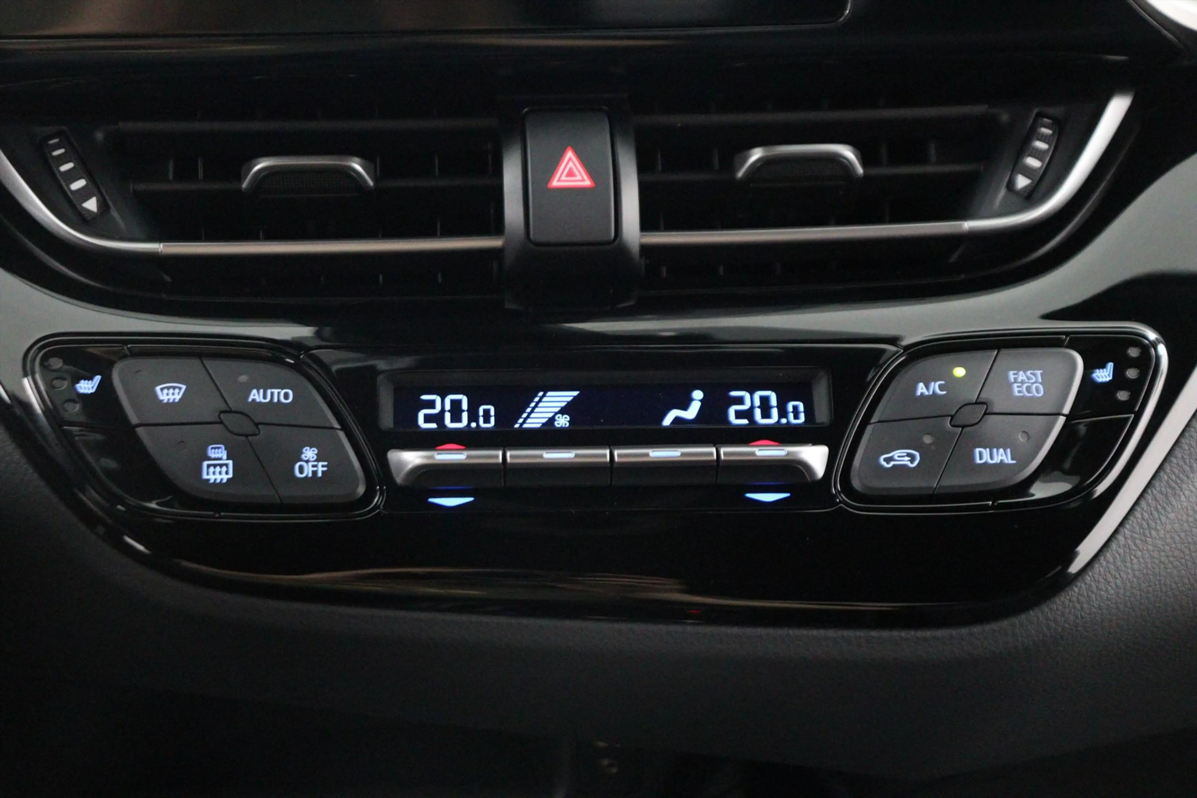 Toyota C-HR 1.8 HYBRID DYNAMIC CVT AUTOMAAT ECC/CRUISE/NAV/CAM — photo 39