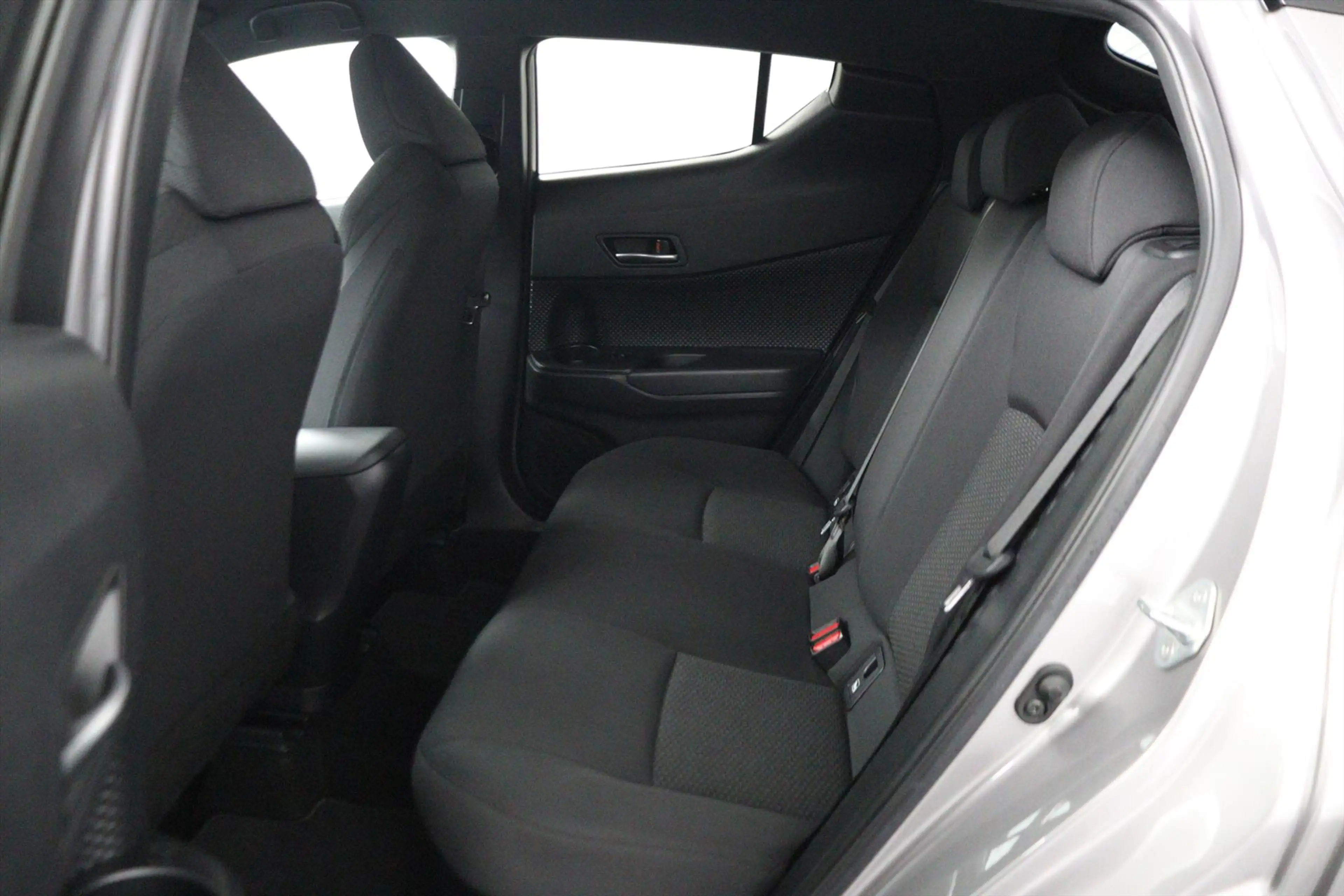 Toyota C-HR 1.8 HYBRID DYNAMIC CVT AUTOMAAT ECC/CRUISE/NAV/CAM — photo 24