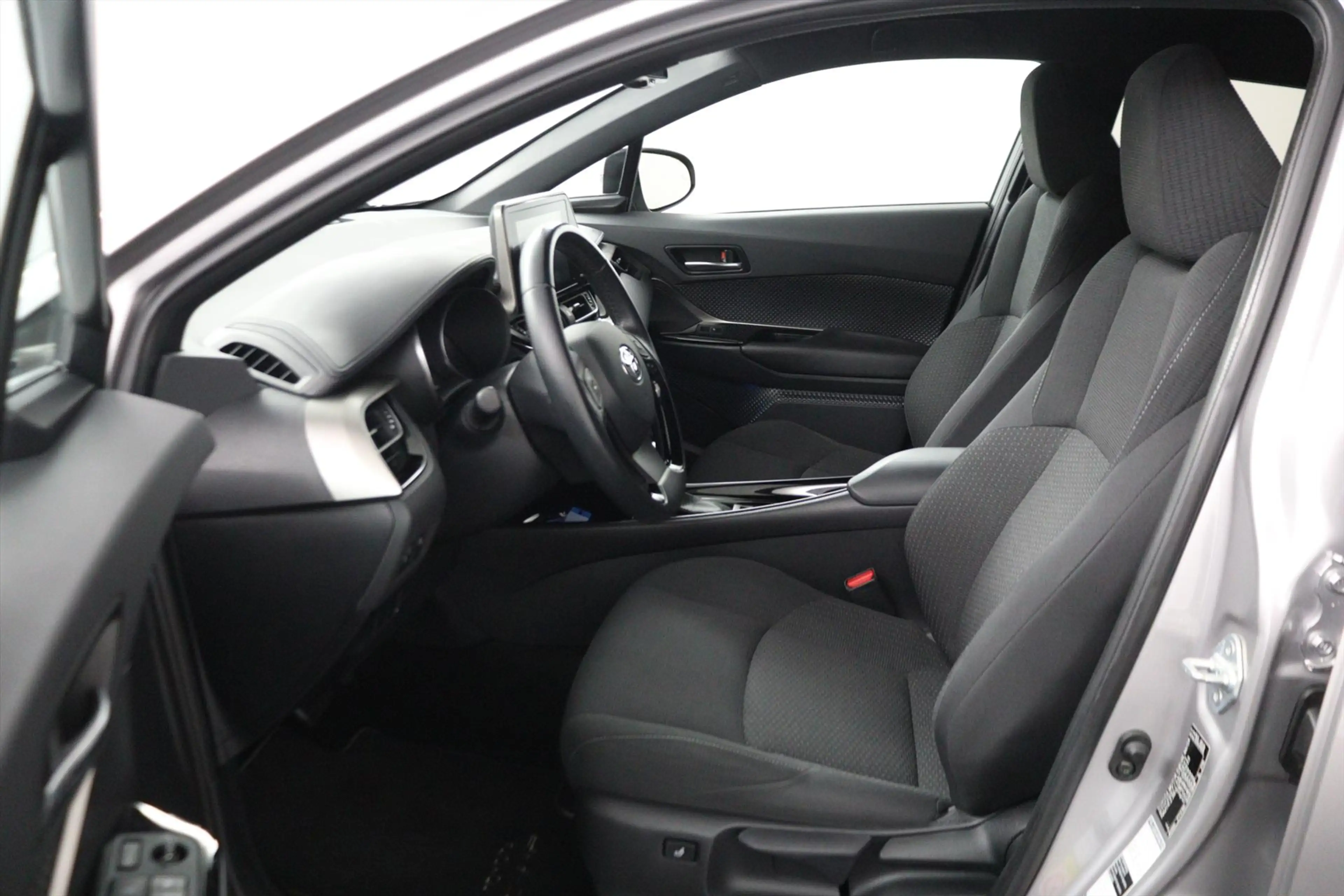 Toyota C-HR 1.8 HYBRID DYNAMIC CVT AUTOMAAT ECC/CRUISE/NAV/CAM — photo 21