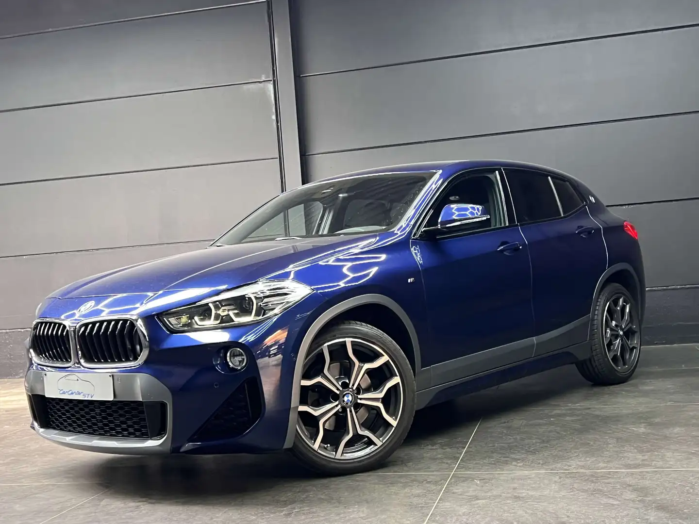 BMW X2 sDrive18 iA / M Sport Pack / Steptronic / Bleu - 1