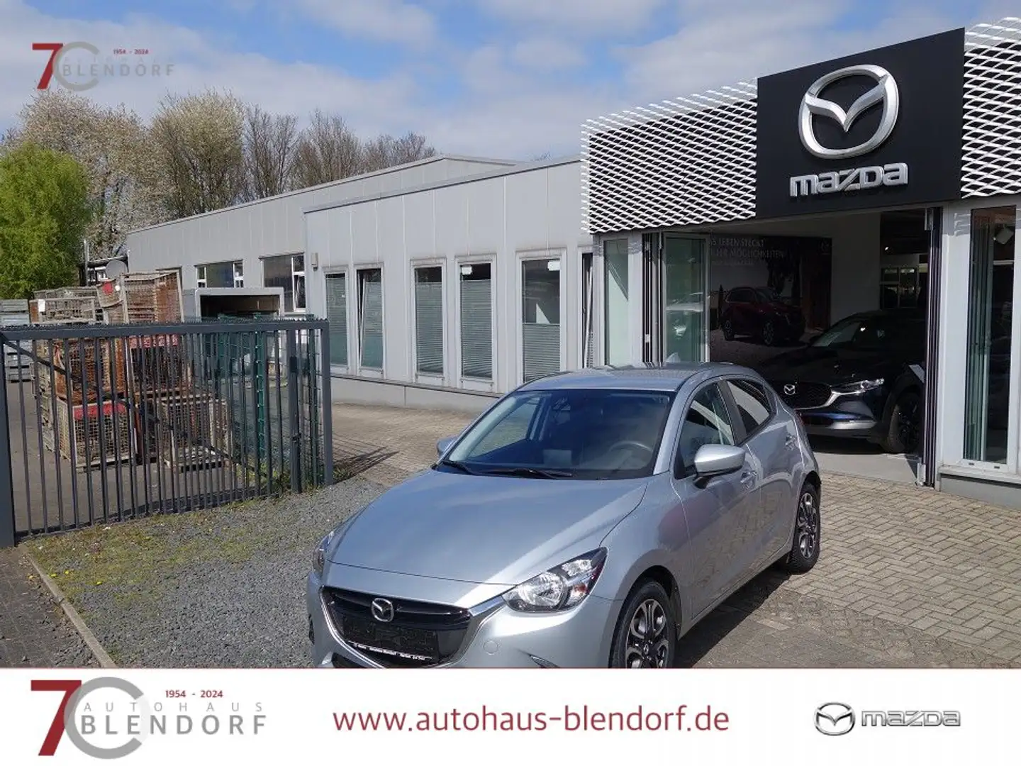 Mazda 2 Sports-Line 1,5 L Kamera|PDC|Allwetter Silber - 1