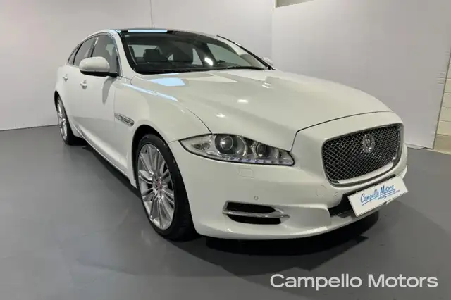 Jaguar XJ XJ 3.0D V6 Premium Luxury