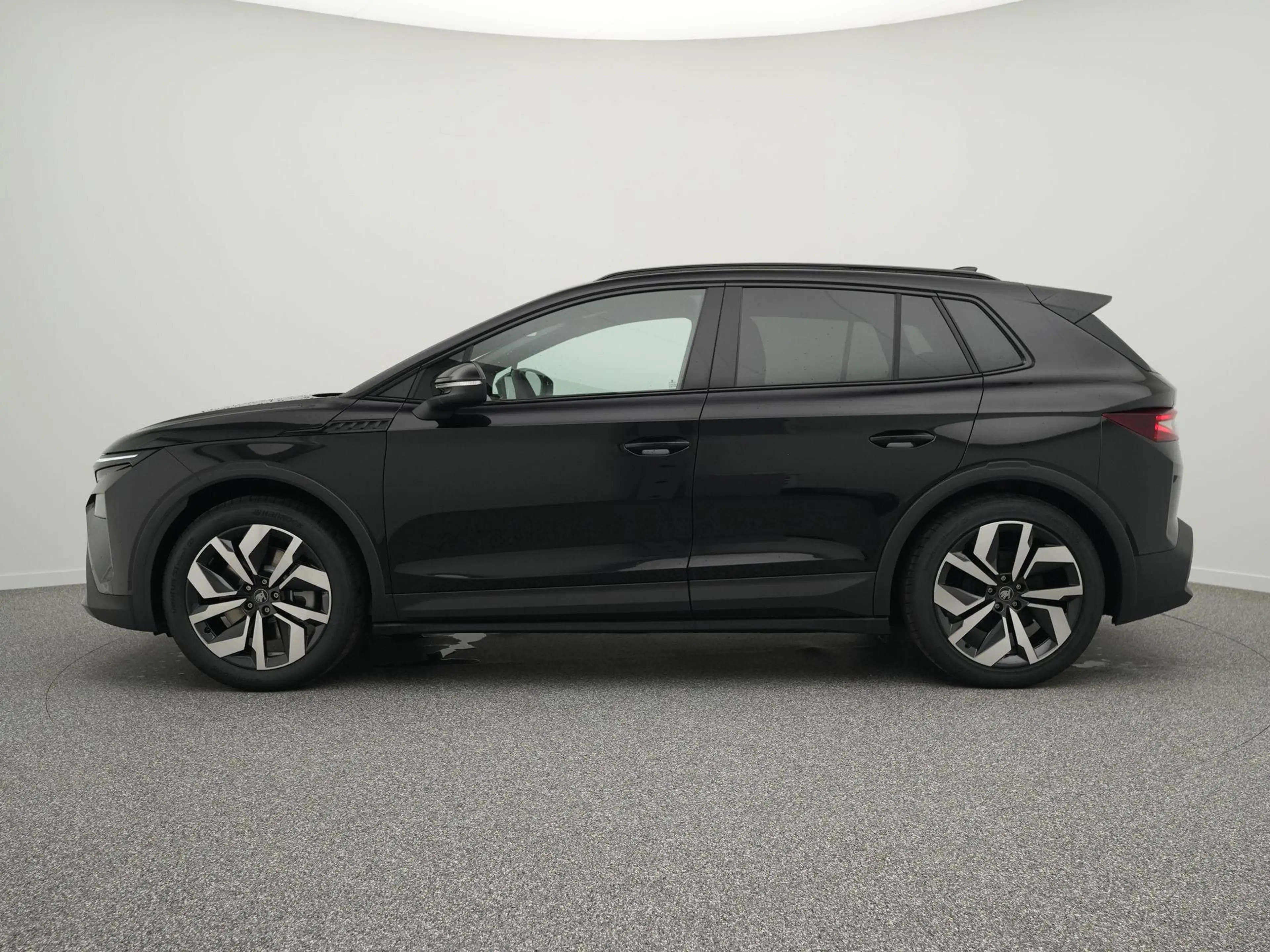 Skoda Elroq 85 Sportline | Trekhaak | Stoelverwarming | Camera — photo 11