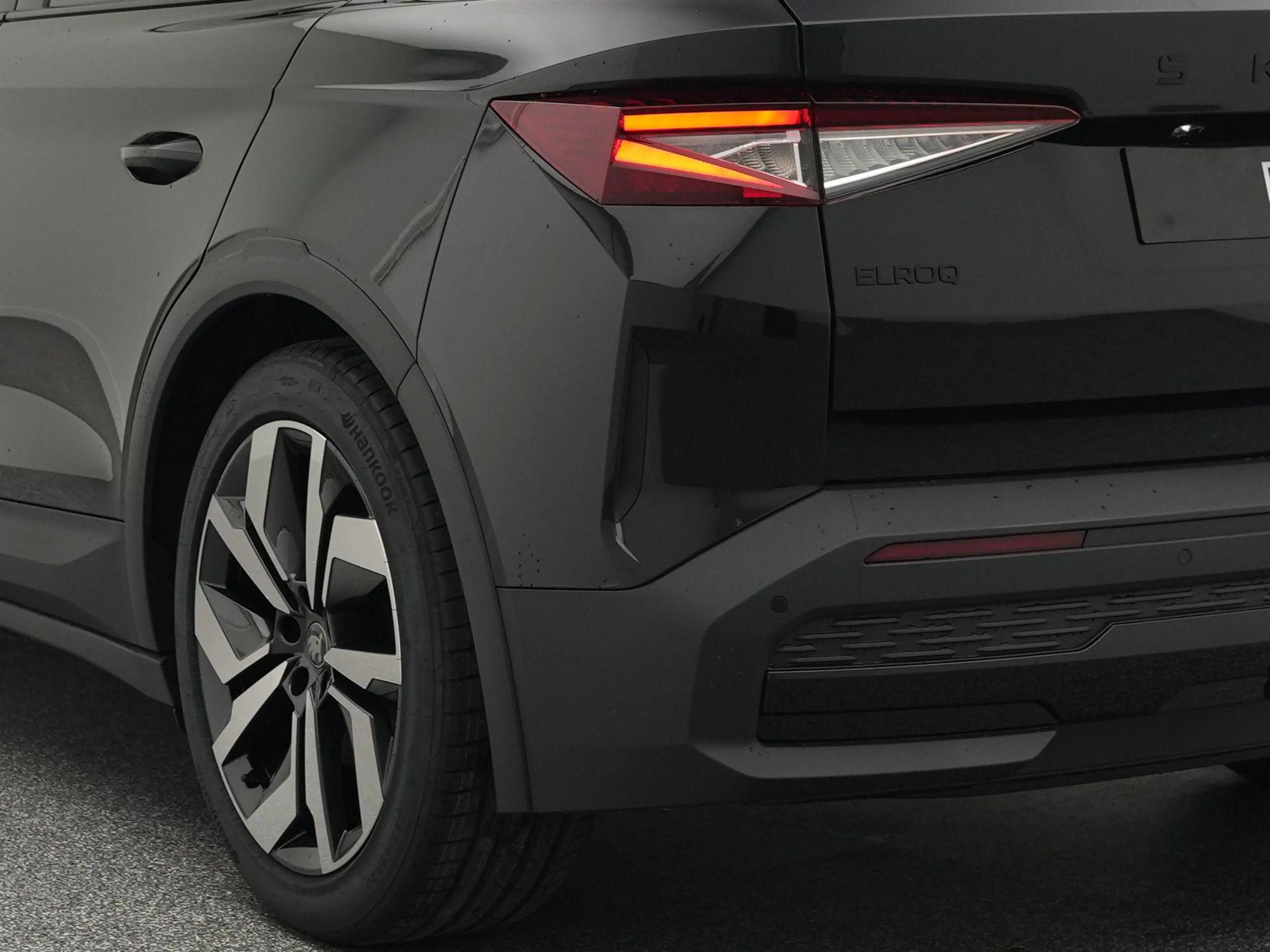 Skoda Elroq 85 Sportline | Trekhaak | Stoelverwarming | Camera — photo 15