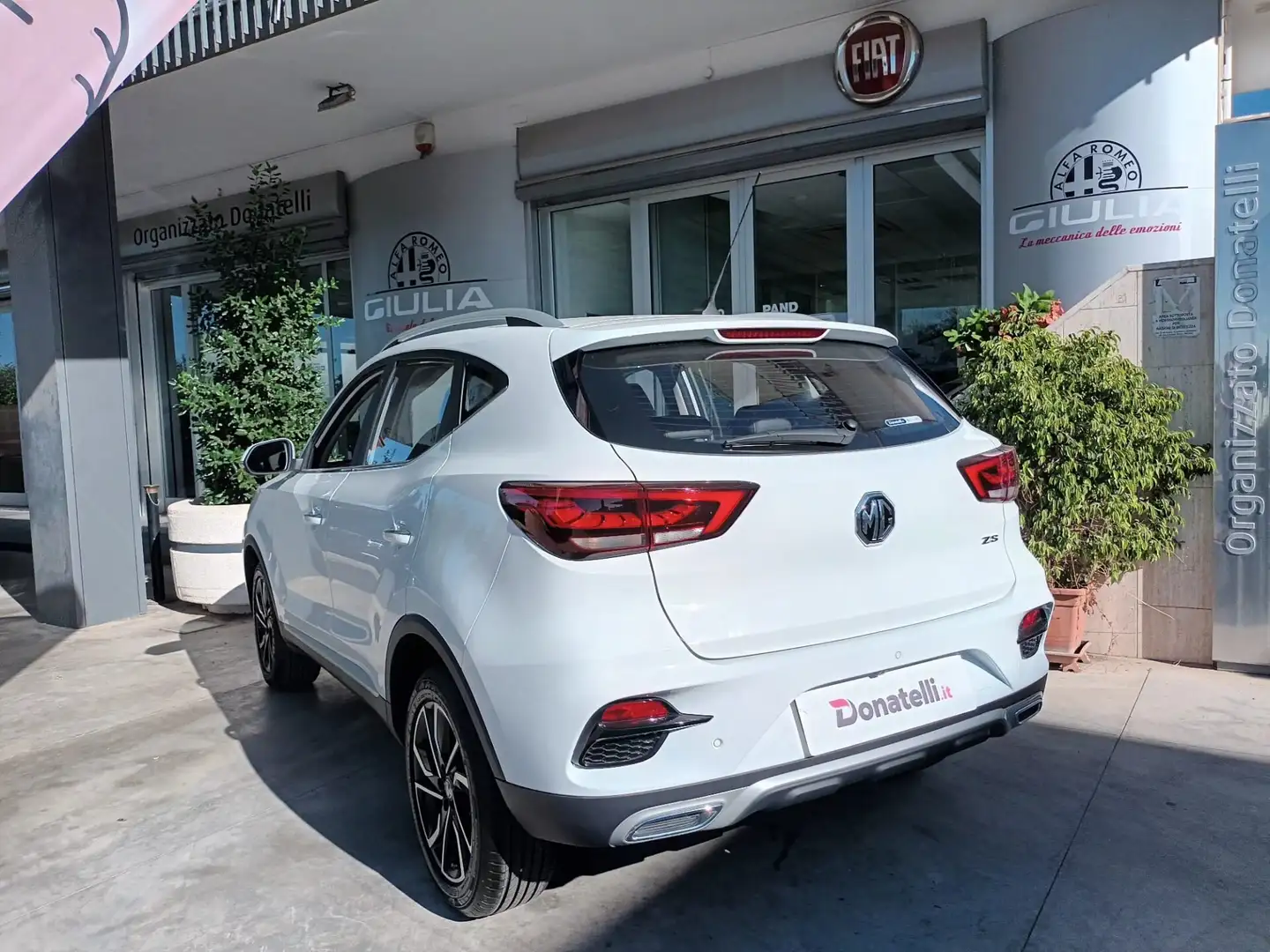 MG ZS ZS Classic 1.5 VTi-Tech Luxury 105 CV Wit - 2