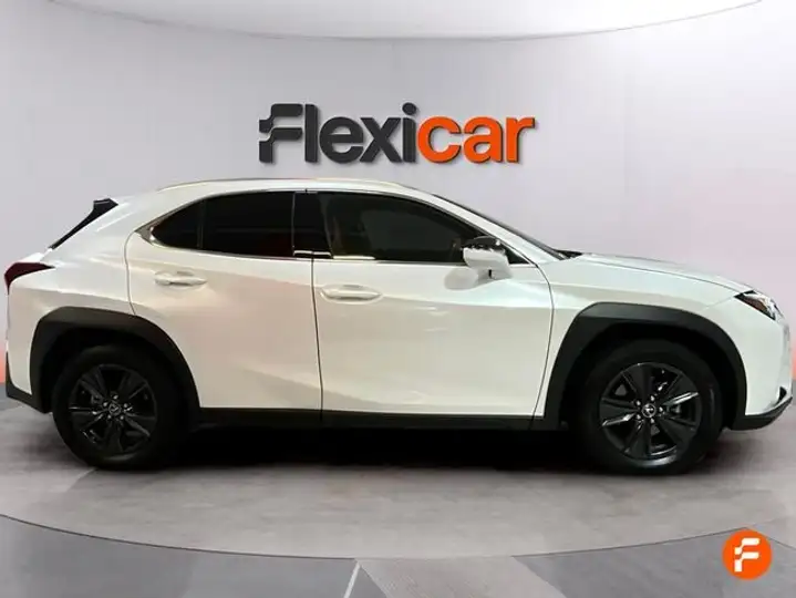 Lexus UX 2024, foto 9