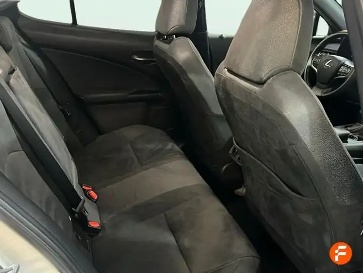Lexus UX 2024, foto 21
