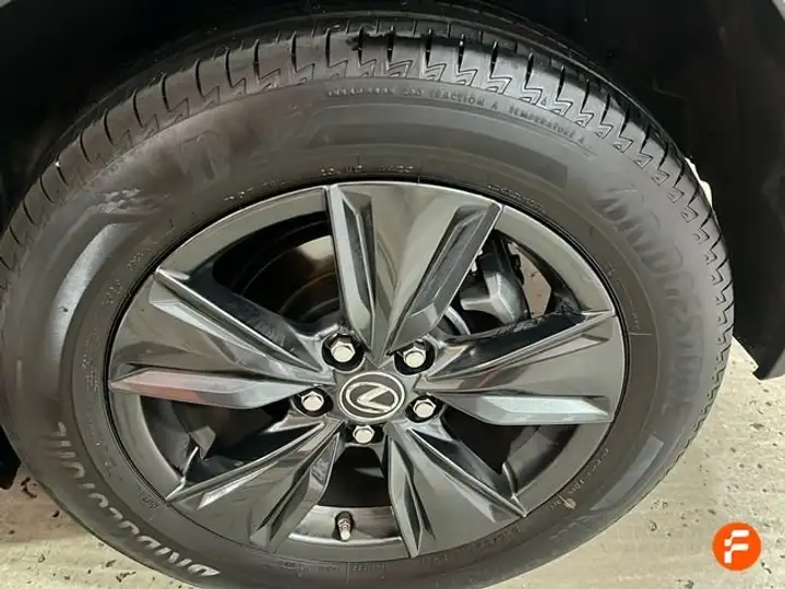 Lexus UX 2024, foto 26