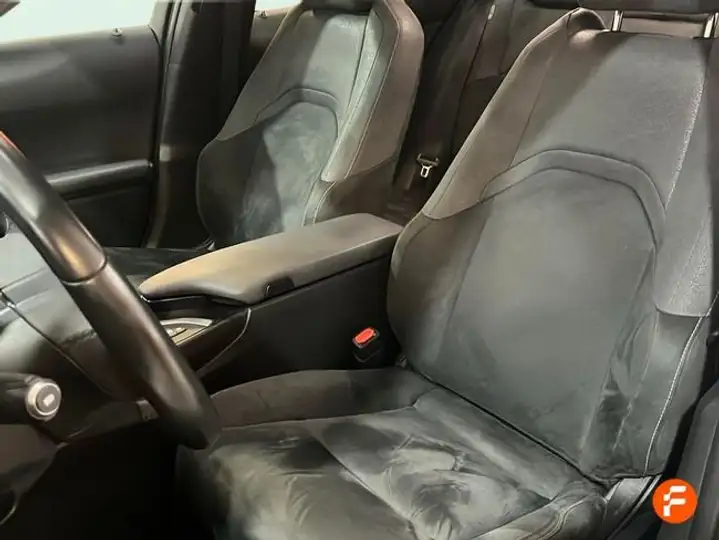 Lexus UX 2024, foto 19