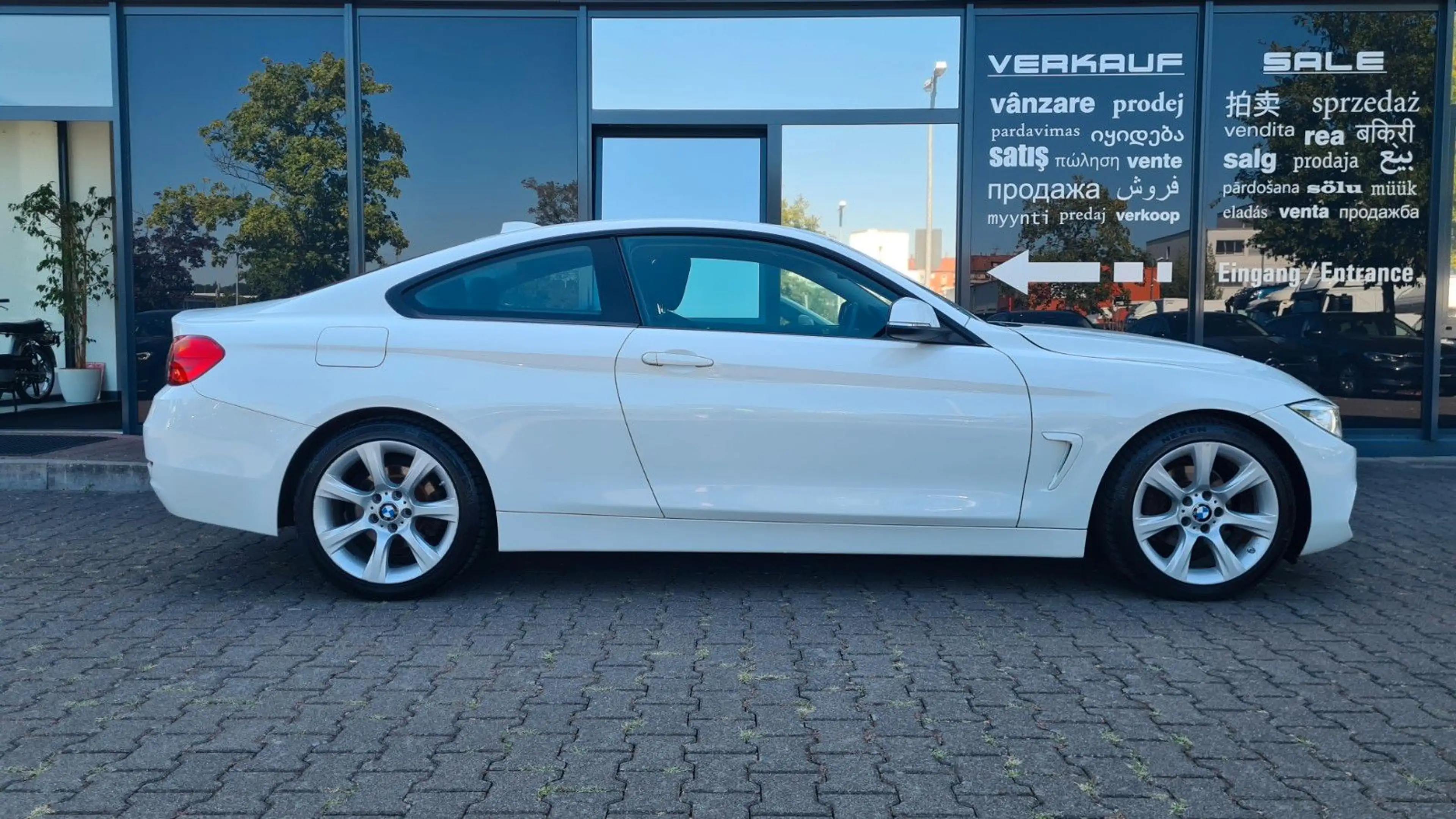 BMW 418 d Coupe Advantage - XENON - NAVI - — photo 9