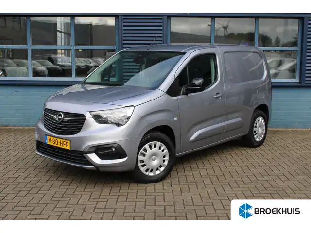 Opel Combo-e 50kWh 136 PK | NAVI | TREKHAAK | CARPLAY | 6,9% RE