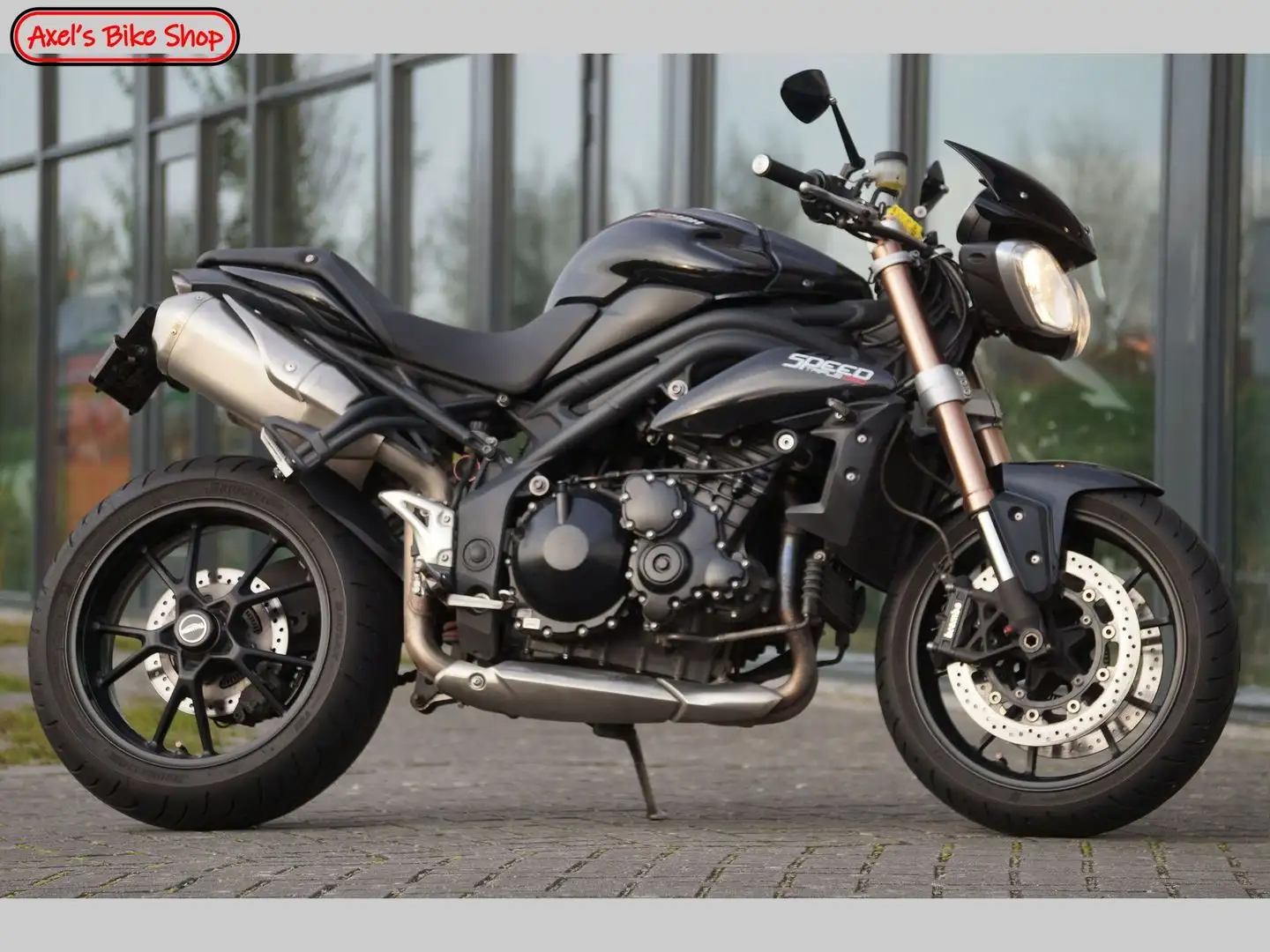 Triumph Speed Triple 1050 ABS Zwart - 1