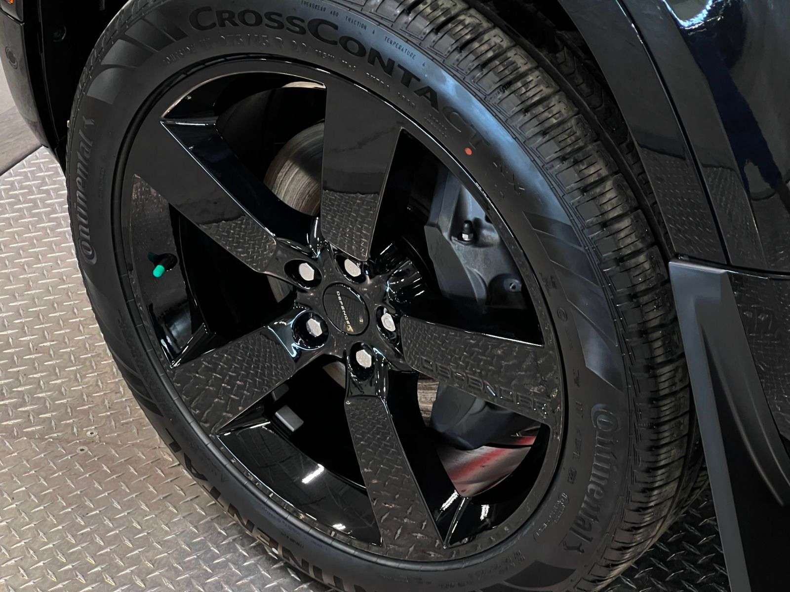 2026 Land Rover Defender 110 P400 X-DYNAMIC SE thumb 12