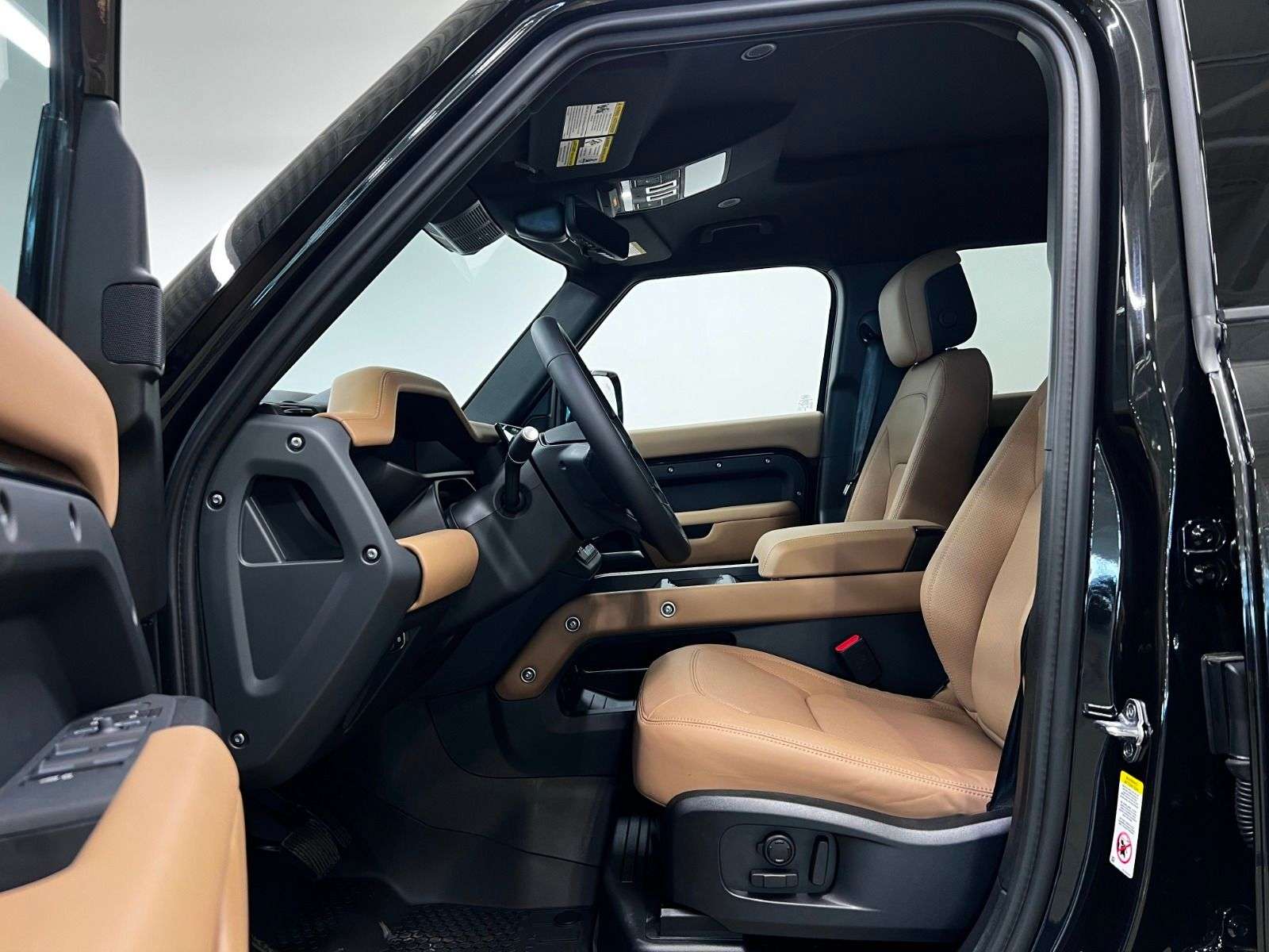 2026 Land Rover Defender 110 P400 X-DYNAMIC SE thumb 35