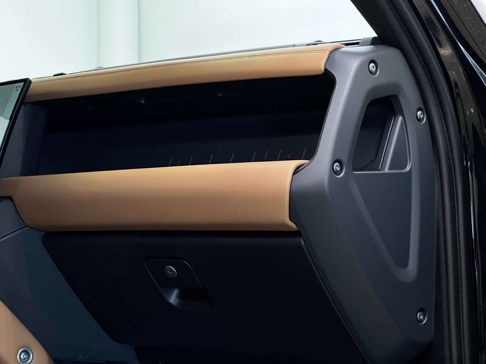 2026 Land Rover Defender 110 P400 X-DYNAMIC SE thumb 34