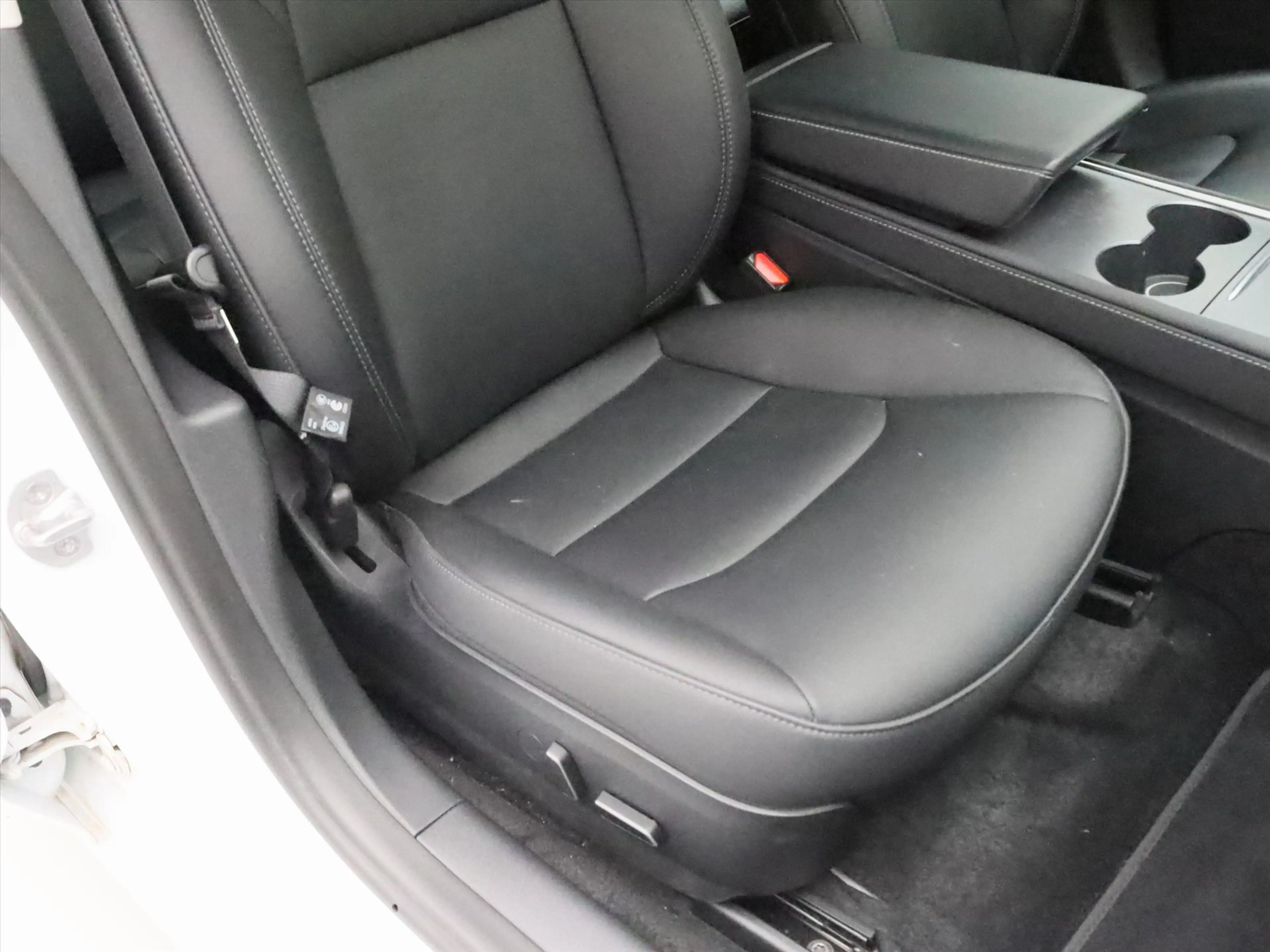 Tesla Model 3 Performance AWD 534pk 96.2% SoH UPGRADE [ AUTOPILO — photo 14