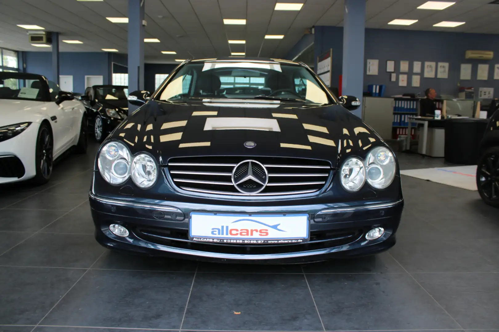 Mercedes-Benz CLK 320 3.2 Avantg.- 1.HAND - Blau - 2