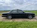 Jaguar XJ8 Jaguar XJ8 3.2 V8 Executive x308 - thumbnail 4