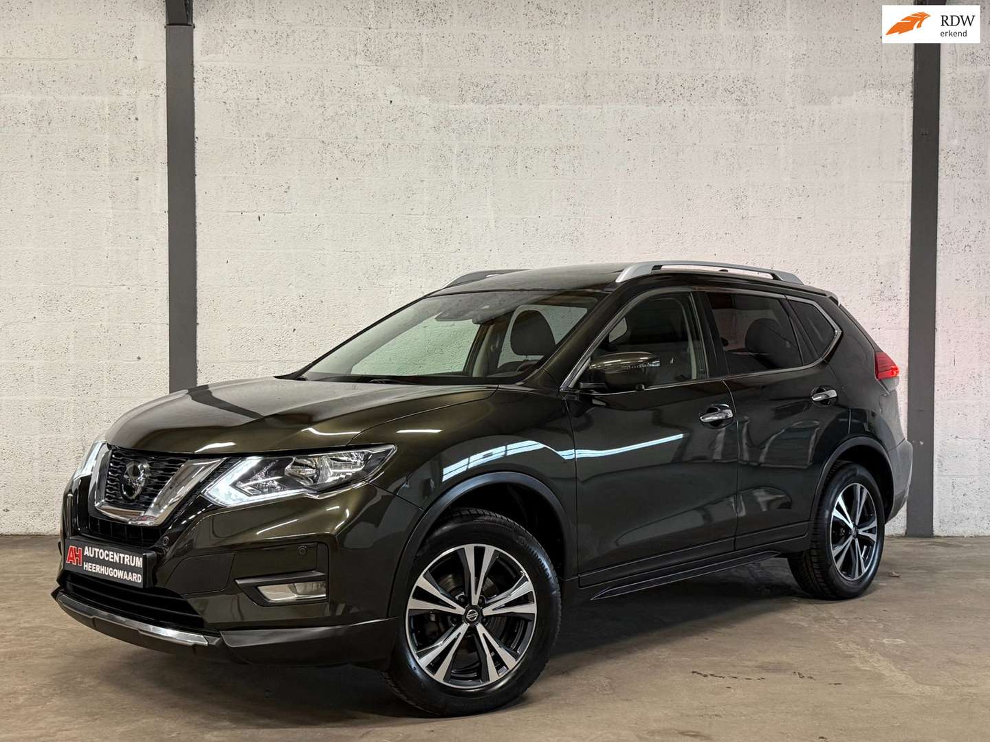 Nissan X-Trail nuo 351 €/ mėn Benzinas 2020m. Kita Automatinė