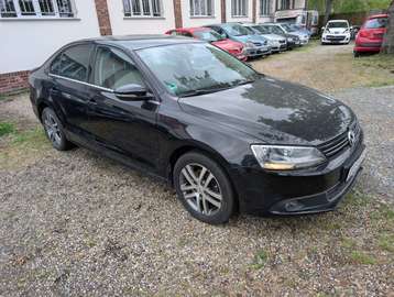 Jetta Diesel 1.6 TDI Life,Alu,SHZ,TÜV01/28,NR