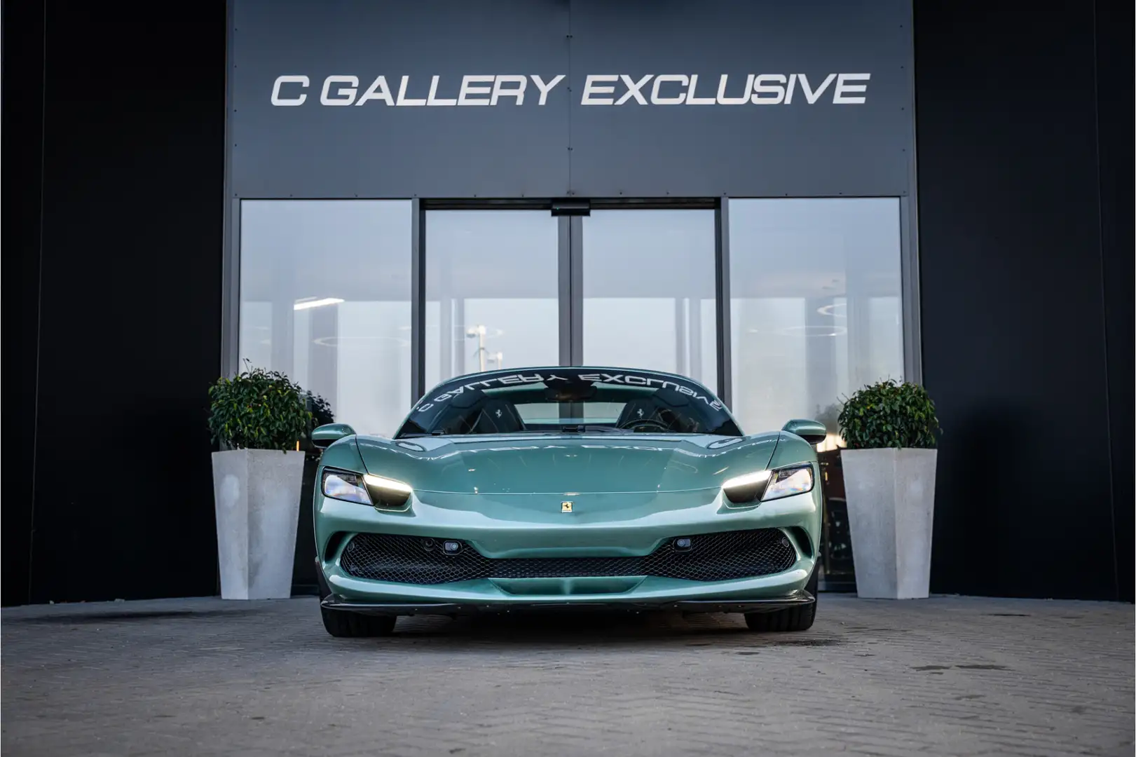 Ferrari 296 GTS 3.0 V6 - Verde Francesca | Spyder l 830PK! l Race Groen - 2