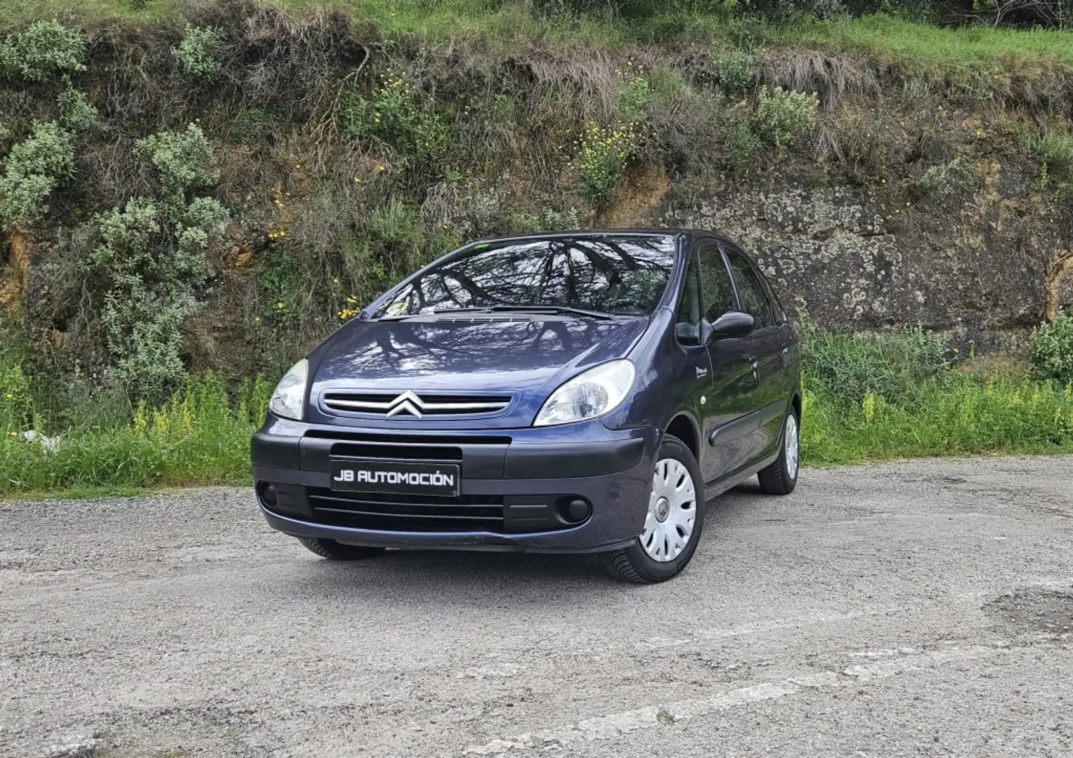 Citroen Xsara Picasso 1.6HDi LX Plus Azul - 1