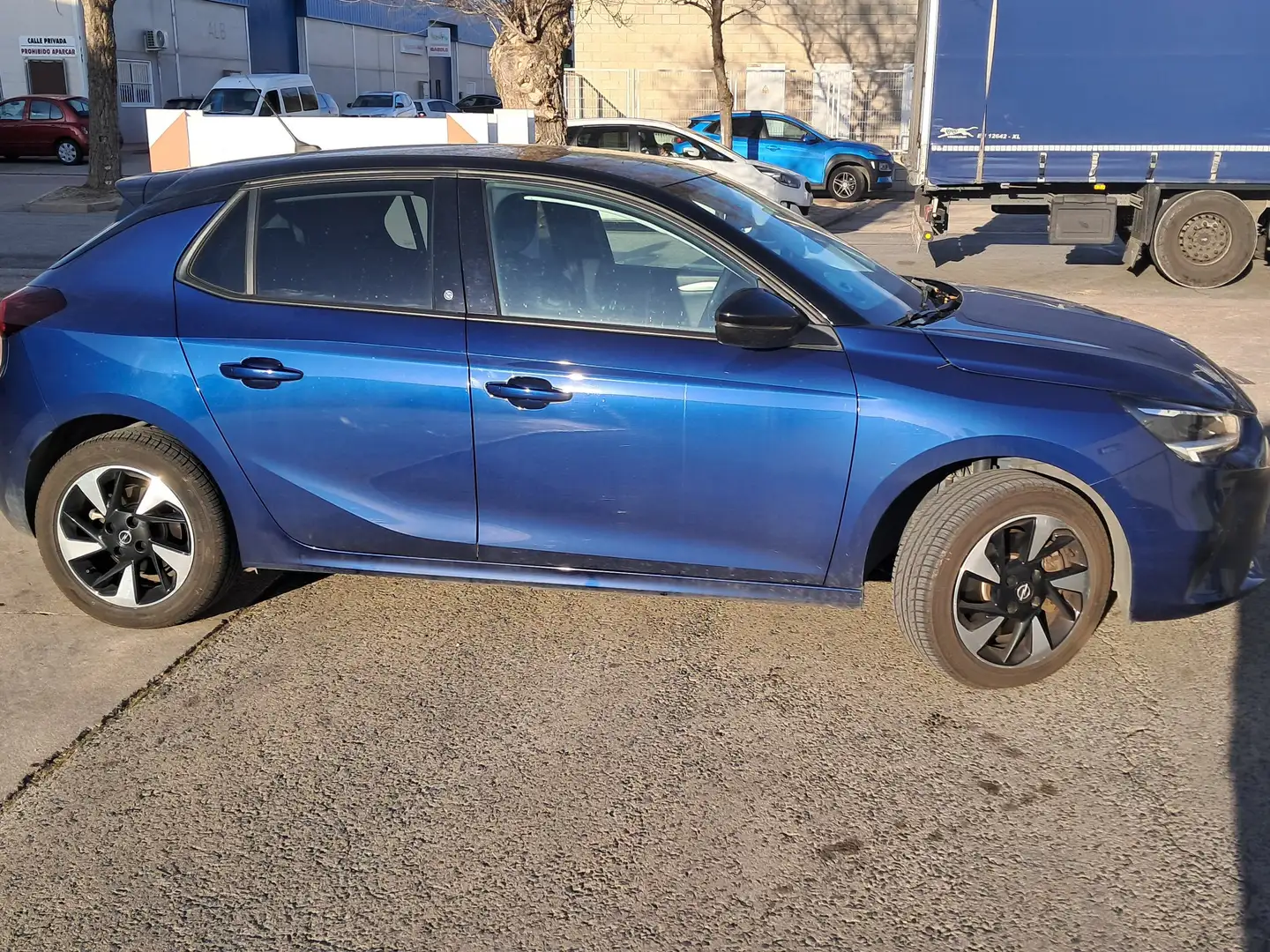 Opel Corsa-e Ultímate 50kw 136cv Azul - 2