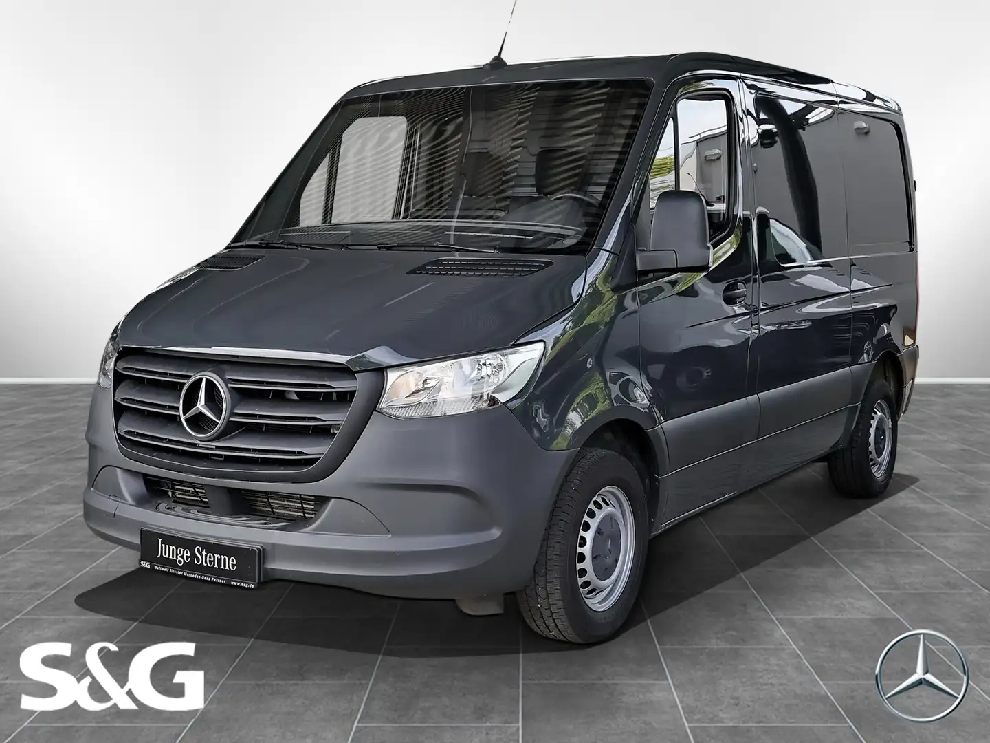 Mercedes-Benz Sprinter 211 CDI Kasten Kompakt RüKam+AHK+MBUX Schwarz - 1