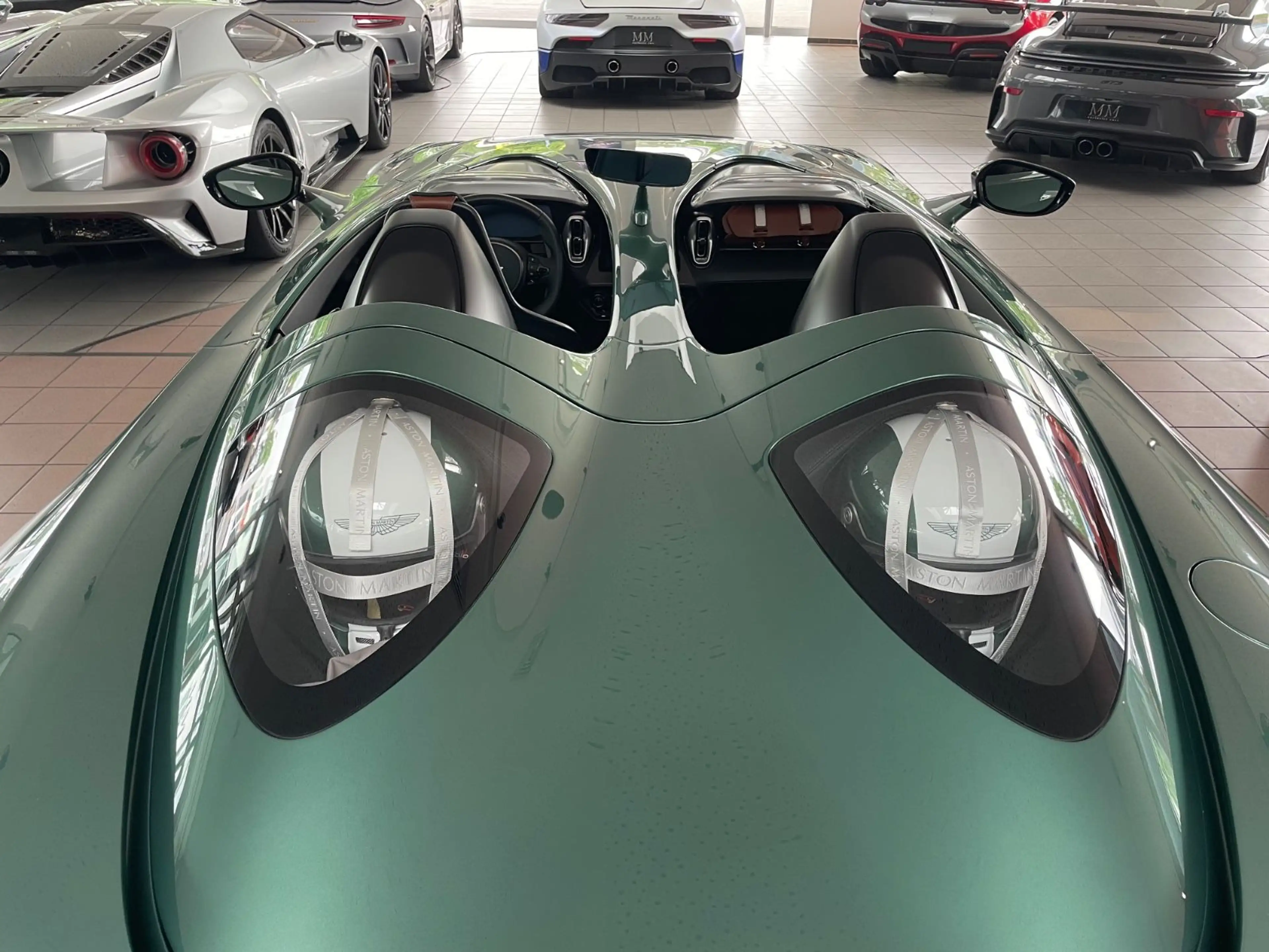 Aston Martin V12 Speedster DBR 1 PACK/1OF88LIMITED — photo 9