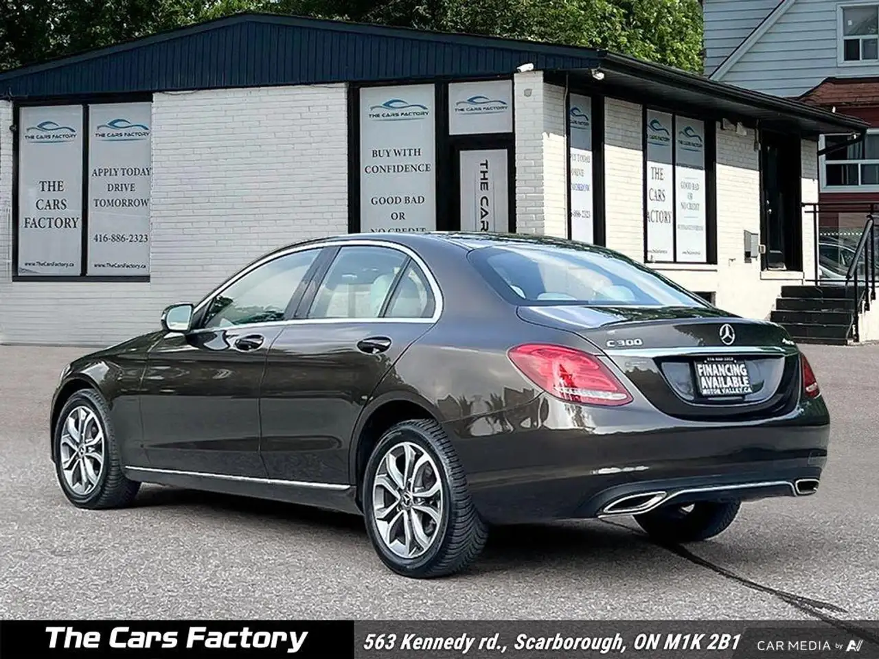 Mercedes-Benz C-Class снимка Mercedes-Benz C-Class