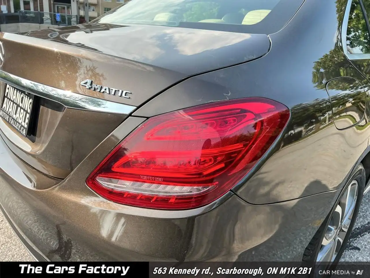 Mercedes-Benz C-Class снимка Mercedes-Benz C-Class