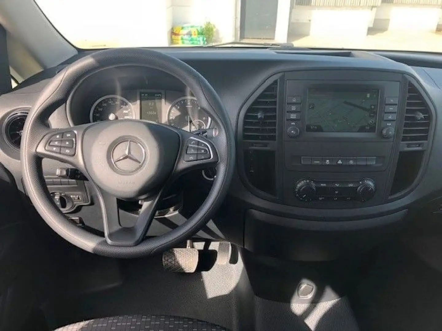 Mercedes-Benz Vito 2.0 116 CDI Tourer Pro Nero - 2