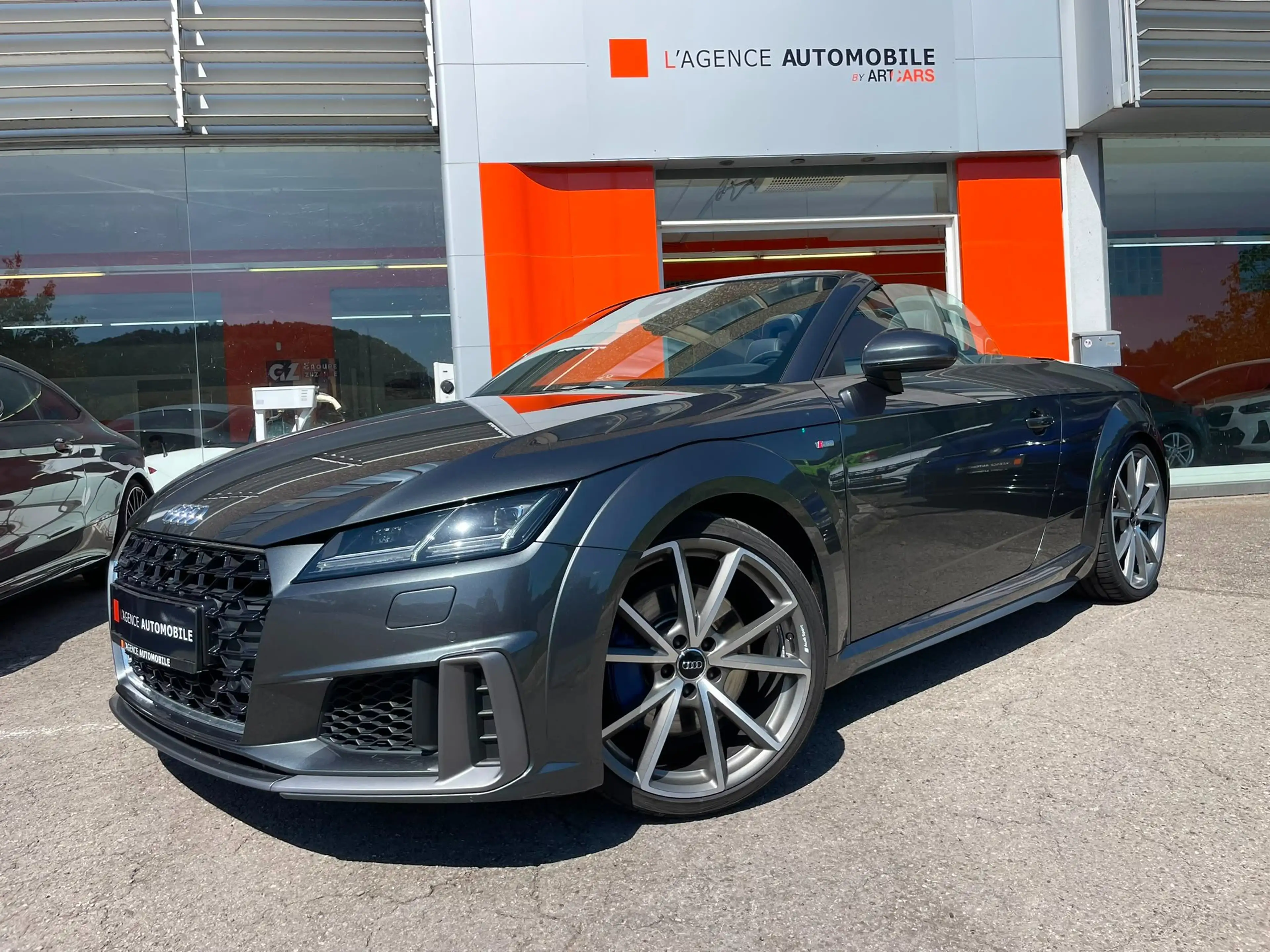 Audi TT Roadster 45 TFSI 4x4  Cab GARANTIE JUSQU'A 3 ANS — photo 2