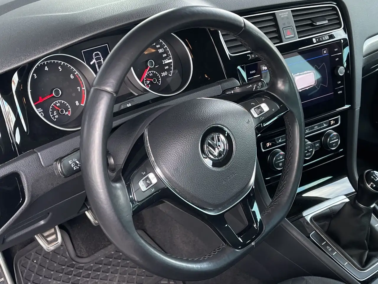 Volkswagen Golf Variant — photo 9 sur 23